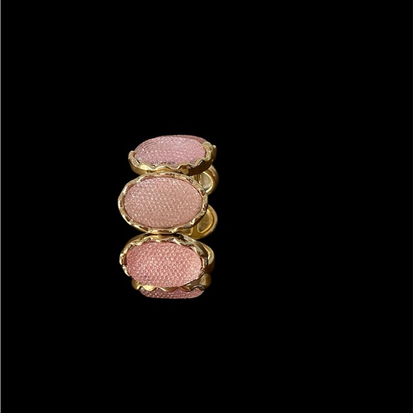 🎉Host Pick🎉Pink stretchy bracelet $16🎉Host Pick🎉 - Picture 5 of 7